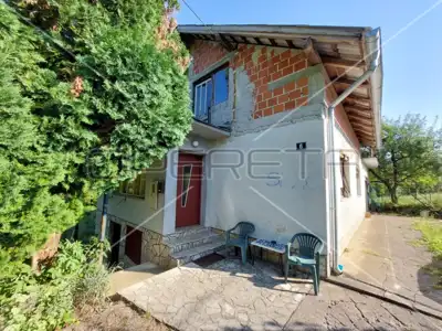 Kuća 200 m², Slunj centar - pogled na Slunjčicu - 2
