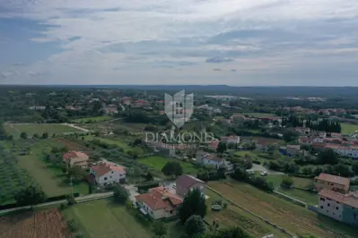 Građevinsko zemljište 6.010 m², Kanfanar - poslovna zona