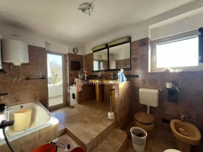 VIŠKOVO, detached house with commercial space, 2 garages - 13