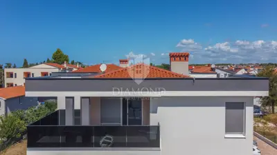 Stan 2. kat, Fažana - 2 spavaće sobe i terasa 10 m² - 11