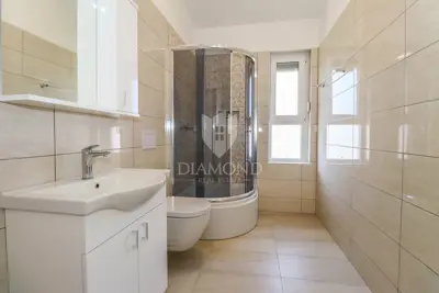 Stan 2. kat, Fažana - 2 spavaće sobe i terasa 10 m² - 13