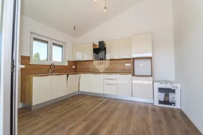 Stan 2. kat, Fažana - 2 spavaće sobe i terasa 10 m² - 4