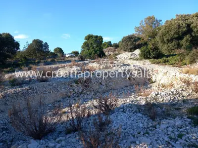 Landwirtschaftsfläche 6.534 m², Brač - Meerblick - 2