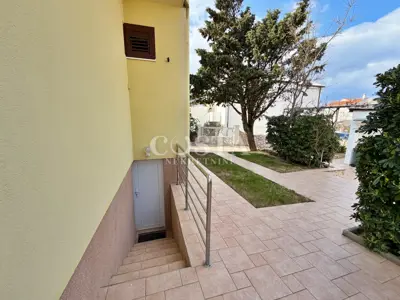 Haus 170 m², Ražanac - 3 Schlafzimmer und Meerblick - 7