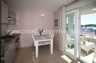 Haus 475 m², Rogoznica, erste Reihe zum Meer - 5