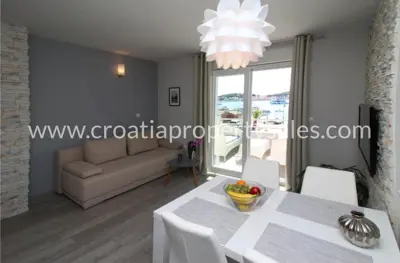 Haus 475 m², Rogoznica, erste Reihe zum Meer - 3