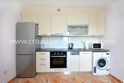 Apartment 79 m², Split - high ground floor, two units - 7