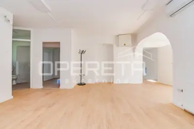 Gewerbefläche 380 m², Maksimir - frisch renoviert - 16