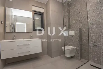Villa 140 m², Vodice - Dachterrasse und Meerblick - 8