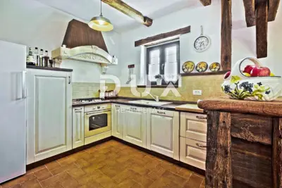 ISTRA, UMAG, SAVUDRIJA - Freistehende Steinvilla in Alleinlage - 4