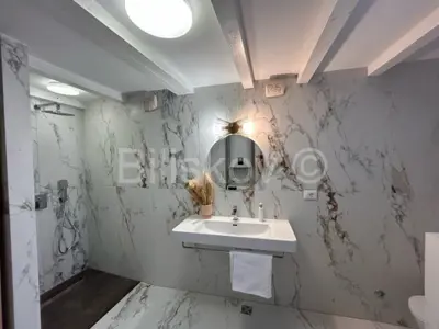 Kuća 60 m², Kaštel Štafilić - stara jezgra - 10