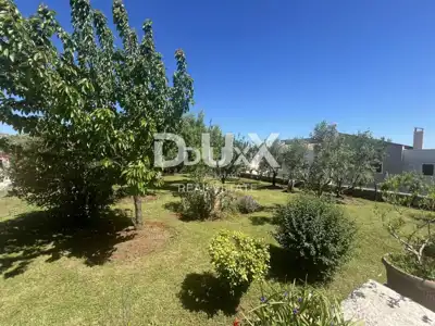 Kuća 155 m², Kavran - dvije kuće i okućnica 1.450 m² - 6
