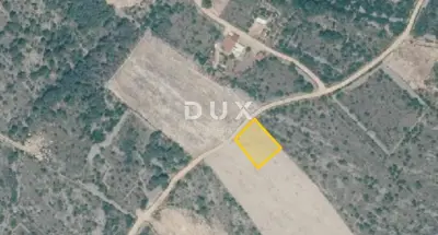 Building plot, Vodice - quiet area, 800 m² - 3