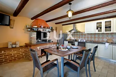 Haus 156,95 m², Labin - Pool und Garten - 15