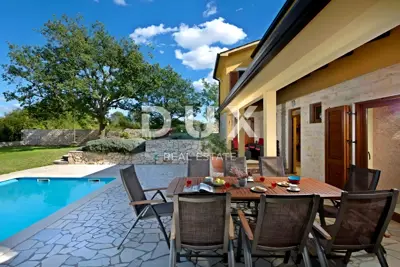 Haus 156,95 m², Labin - Pool und Garten - 5