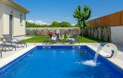 House for sale in Marčana, 145 m² - 5