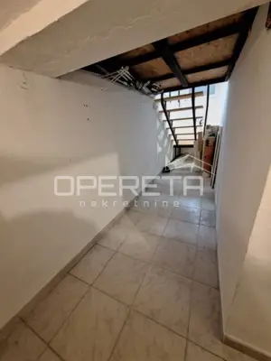 Poslovni prostor 38 m², Odra, uređen i održavan - 10