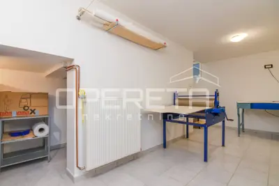 Poslovni prostor 38 m², Odra, uređen i održavan - 6