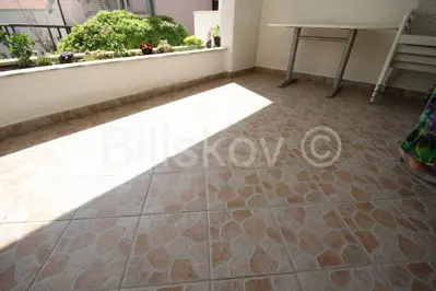Kuća 560 m², Makarska - centar turističkog mjesta - 16