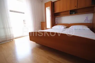 Kuća 560 m², Makarska - centar turističkog mjesta - 15