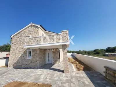 Haus 165 m², Vrsi - Steinhaus mit Pool - 8