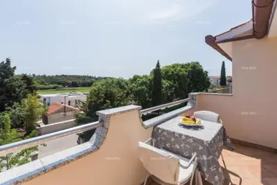Na prodaju kuća s apartmanima u Štinjanu. - 15