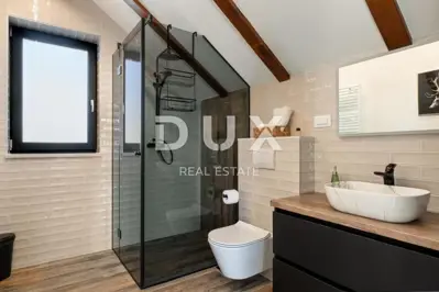 Villa 260 m², Ravna Gora - Pool, Jacuzzi und Sauna - 15