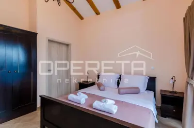 House 196 m², Vitaljina - quiet location and pool - 15