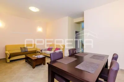 House 196 m², Vitaljina - quiet location and pool - 8