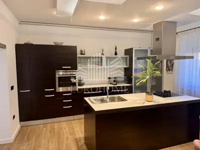 KVATRIĆ- 3 Zimmer möblierte Wohnung 123 m² (3.330 €/m2) - 3