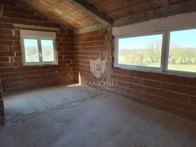 Roh-Bau kuća u blizini Labina - 8