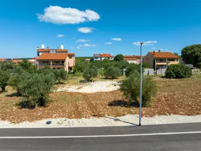 Građevinsko zemljište u Peroju, pogled na more i mirna lokacija - 4