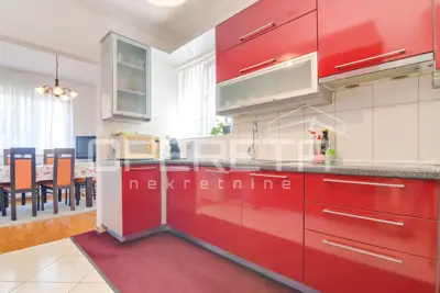 PRODAJA, KUĆA, VELIKA GORICA, GAJEVA, NKP: 325 m², parcela: 857 m² - 8