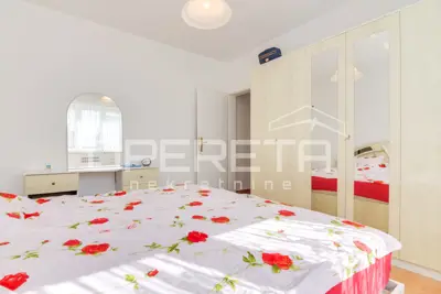 PRODAJA, KUĆA, VELIKA GORICA, GAJEVA, NKP: 325 m², parcela: 857 m² - 12