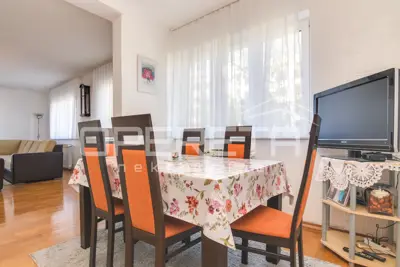 PRODAJA, KUĆA, VELIKA GORICA, GAJEVA, NKP: 325 m², parcela: 857 m² - 9