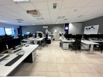 Commercial space 368 m², Kastav - office complex - 19