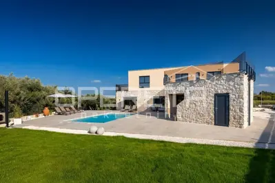 Haus zum Kauf in Vabriga, 213 m² - 3