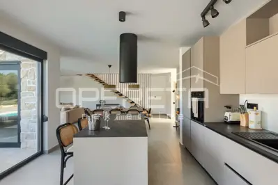 Haus zum Kauf in Vabriga, 213 m² - 13