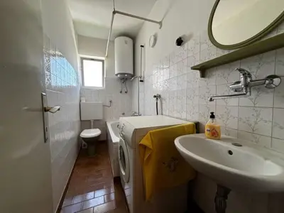 Rovinj, apartment for renovation only 400 m from the sea, opportunity! - 14