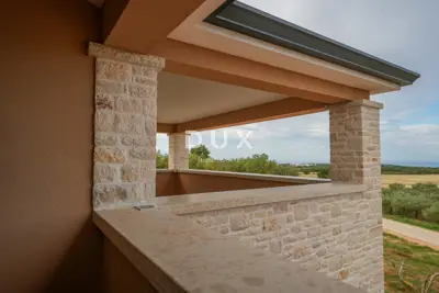 Villa 360 m², Kaštelir - Panoramablick auf das Meer und Pool - 22