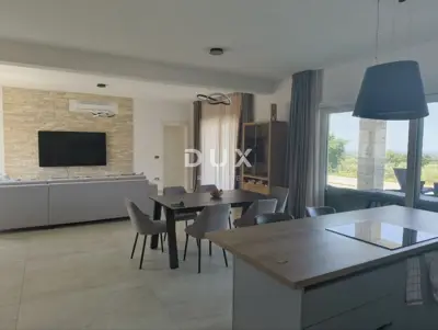 Villa 360 m², Kaštelir - panoramic sea view and pool - 12