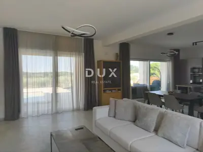 Villa 360 m², Kaštelir - panoramic sea view and pool - 10