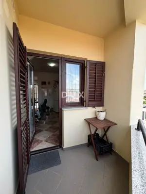 Kuća 337 m², Pula - Valmade, stan i poslovni prostor - 16