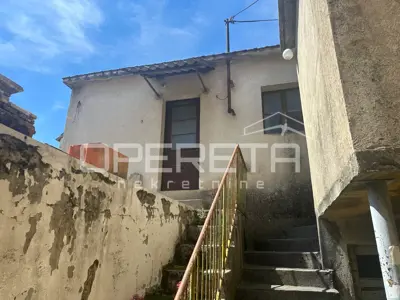 House 50 m², Drniš - center, for complete renovation - 3