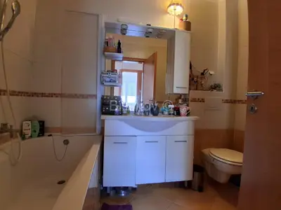 Remete, dvoetažni četverosobni stan 94,82 m², garaža, vrt - 7