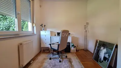 Remete, dvoetažni četverosobni stan 94,82 m², garaža, vrt - 9