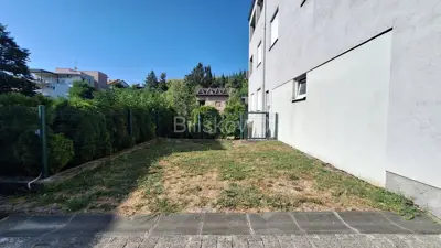 Remete, dvoetažni četverosobni stan 94,82 m², garaža, vrt - 17
