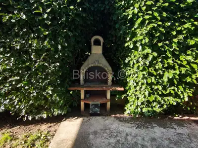 Remete, dvoetažni četverosobni stan 94,82 m², garaža, vrt - 8