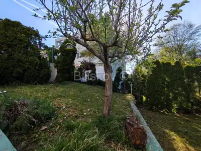 Remete, dvoetažni četverosobni stan 94,82 m², garaža, vrt - 9