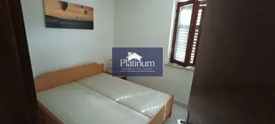 Apartmenthaus 500 m², Banjole - 7 Apartments und Pool - 16